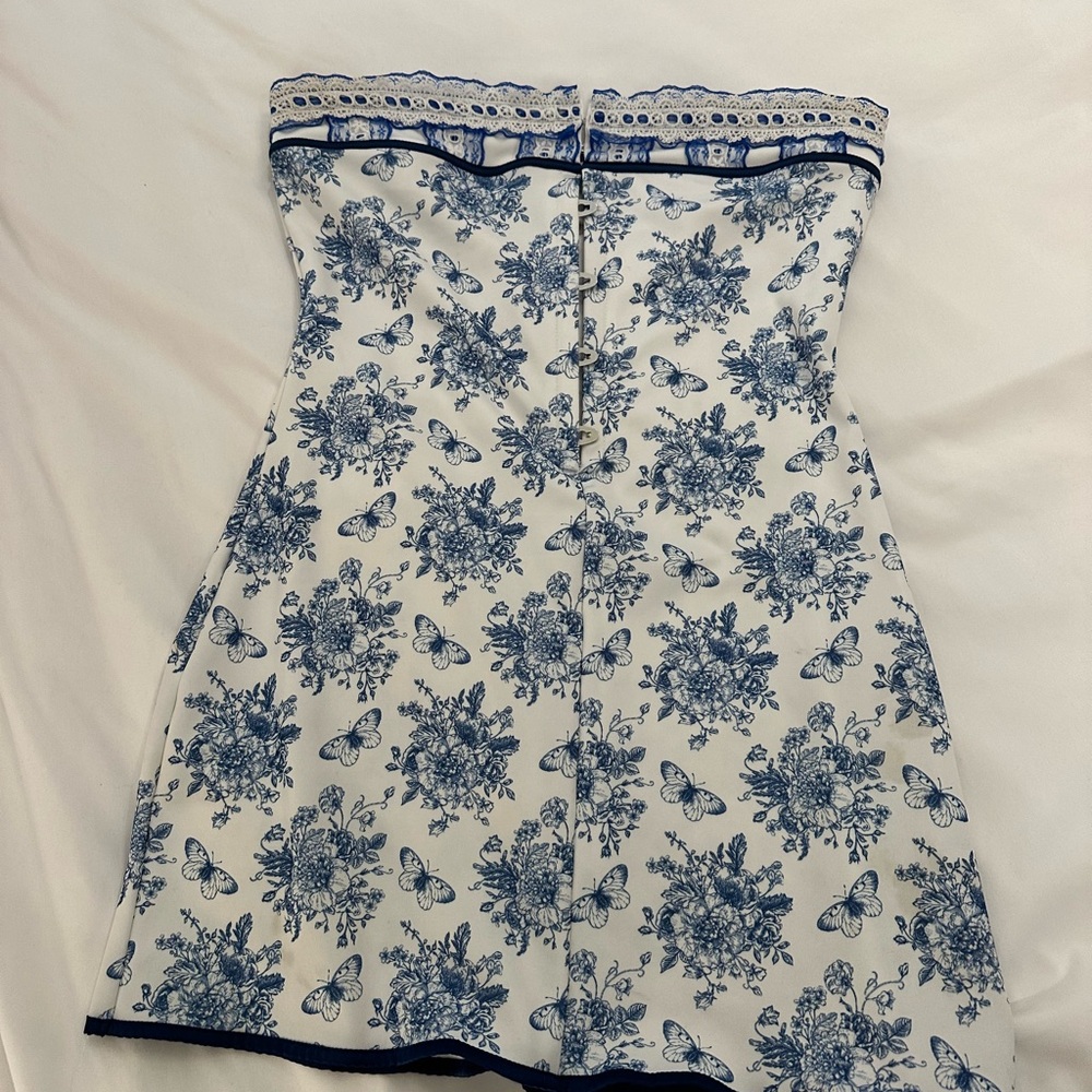 Commense Dress